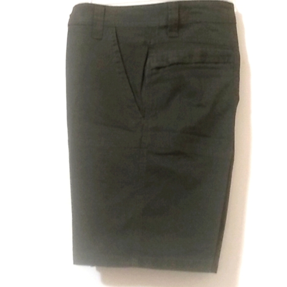 WRANGLER ALL TERRAIN ARMY GREEN UTILITY SHORTS SIZE 30 NWT - Picture 3 of 8
